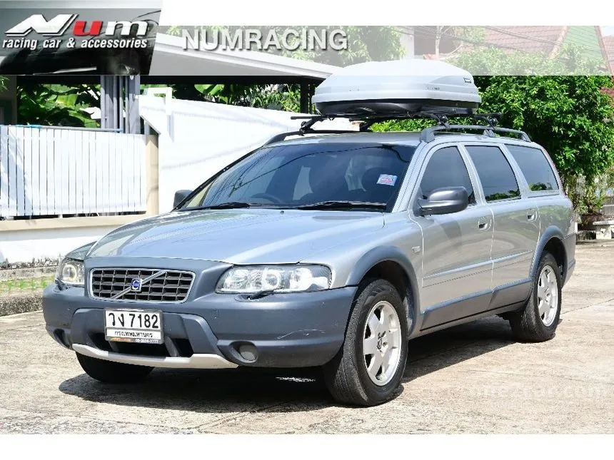 2002 Volvo V70 XC Wagon
