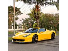 2011 Ferrari 458 4.5 Italia Coupe Yellow on black