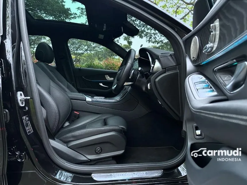 2021 Mercedes-Benz GLC200 AMG Line SUV