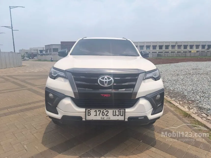 2020 Toyota Fortuner VRZ TRD 4X2 SUV