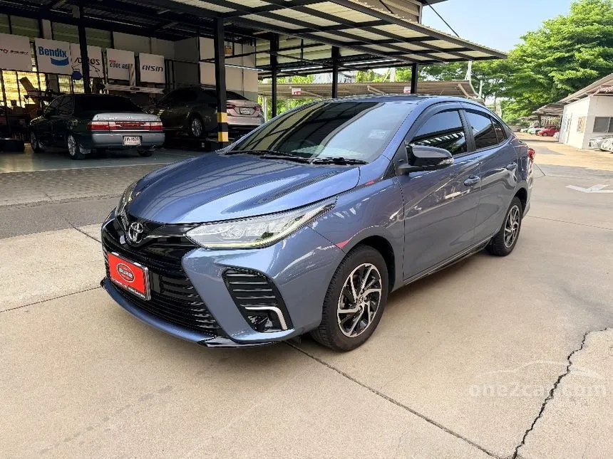 2022 Toyota Yaris Ativ Sport Sedan