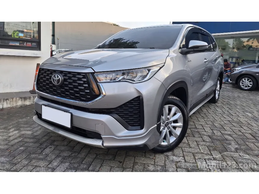 2022 Toyota Kijang Innova Zenix V HV Modellista (Non Premium Color) MPV