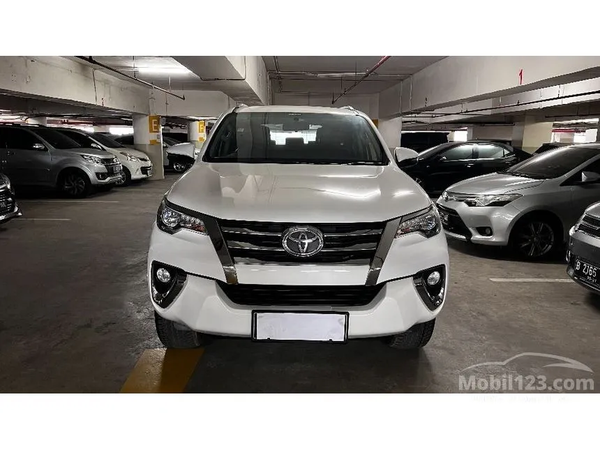 Jual Mobil Toyota Fortuner 2019 VRZ 2.4 di DKI Jakarta Automatic SUV Putih Rp 460.000.000