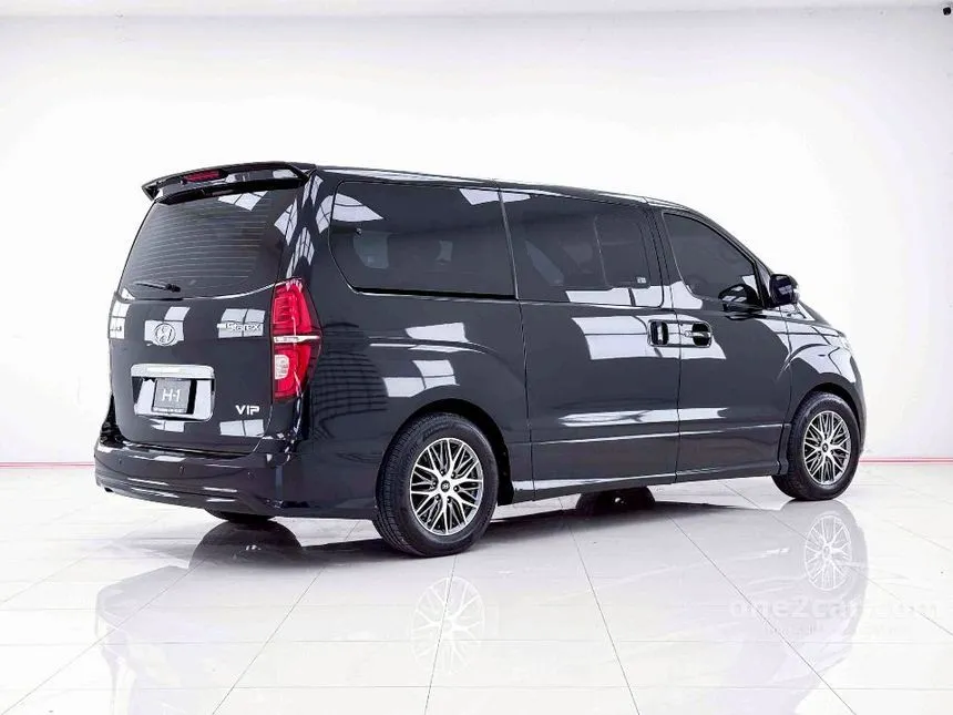 2019 Hyundai GRAND STAREX VIP Wagon