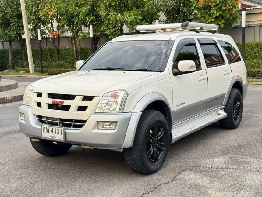 2006 Isuzu MU-7 SUV
