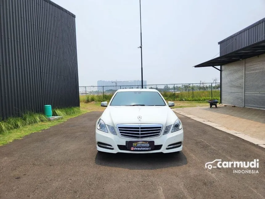 2011 Mercedes-Benz E250 CGI Avantgarde Sedan