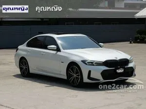 2022 BMW 330e 2.0 M Sport Sedan