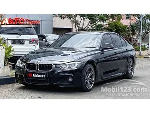 2016 BMW 330i 2.0 M Sport Sedan KM 39.000 BMW F30 330i LCI MSport Fullspec Facelift Black On Red NIK 2016 Perfect Condition Like New
