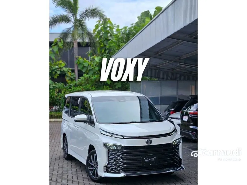 Jual Mobil Toyota Voxy 2024 2.0 di Banten Automatic Van Wagon Putih Rp 610.800.000
