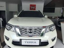 Nissan Terra 2.5