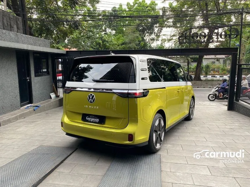 2023 Volkswagen ID. Buzz Pro Life 1st Edition Van Wagon