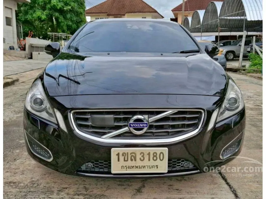 2013 Volvo S60 DRIVe S Sedan