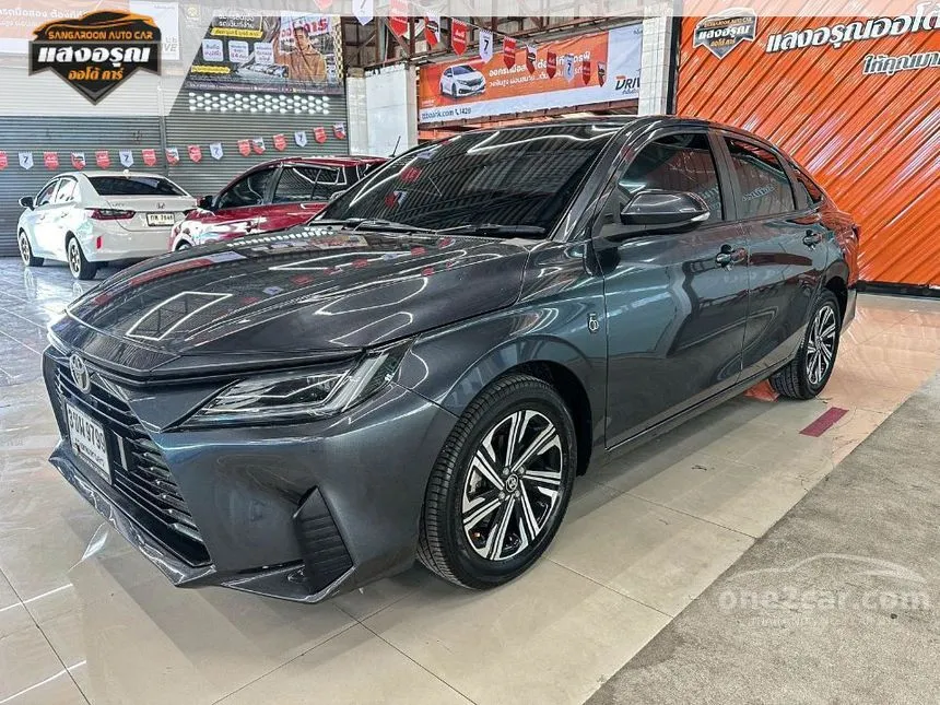 2022 Toyota Yaris Ativ Smart Sedan