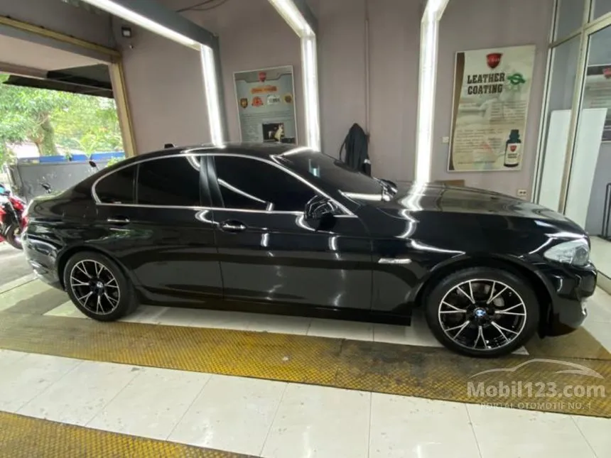 2010 BMW 528i Sedan