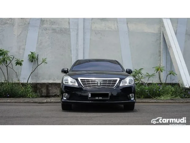 Jual Beli Toyota Crown Bekas, Harga Termurah, Kondisi Terbaik | Carmudi