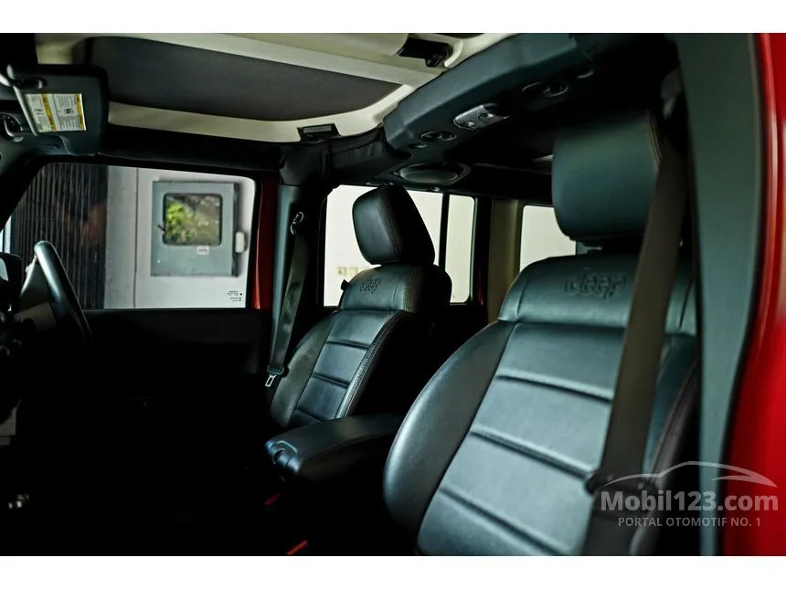 2012 Jeep Wrangler Sahara Unlimited SUV
