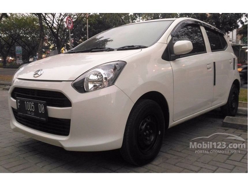 Jual Mobil  Daihatsu Ayla  2021 M 1 0 di Banten  Manual 