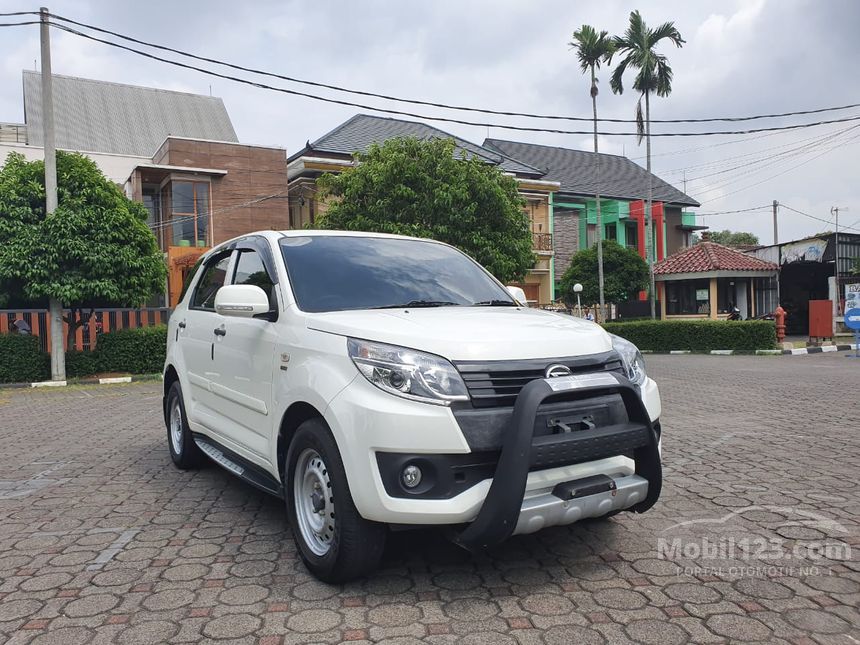  Jual  Mobil Daihatsu Terios  2022 X 1 5 di Jawa Barat Manual 