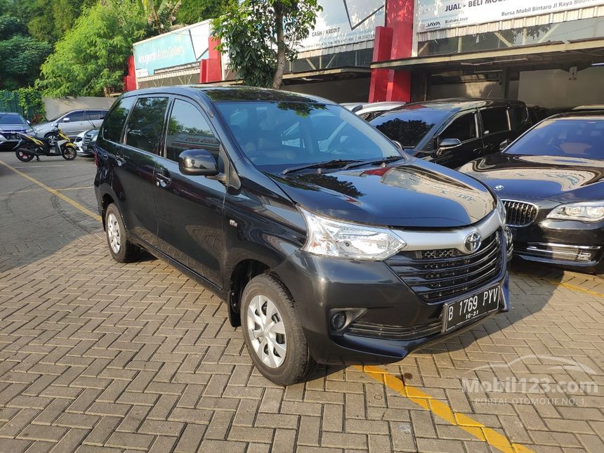 Jual Mobil  Toyota Avanza  2021 E 1 3 di Banten  Automatic 