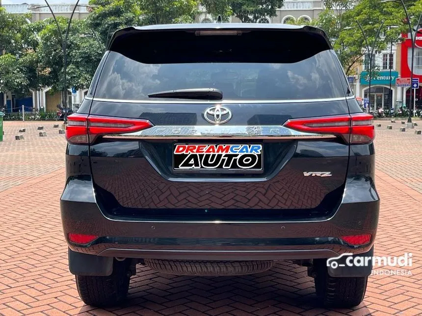 2022 Toyota Fortuner VRZ 4X2 SUV