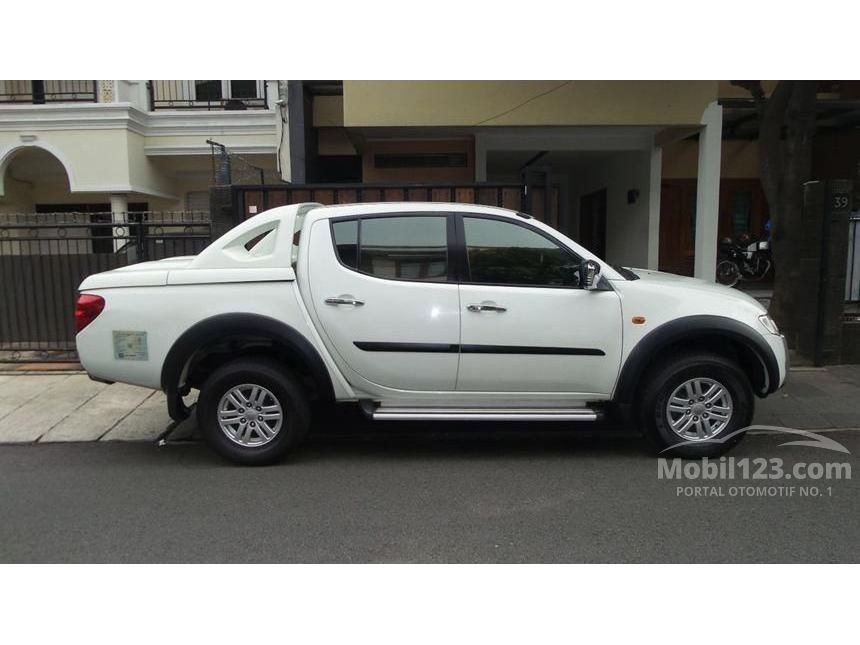 Jual Mobil  Mitsubishi Strada Triton  2008 Exceed Hi Power 2 