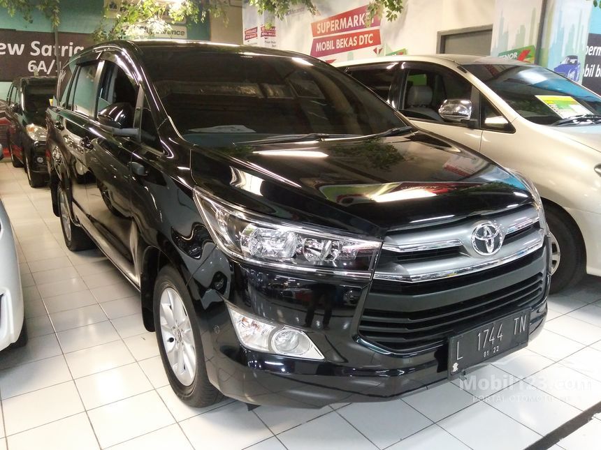 Jual Mobil Toyota Kijang Innova 2016 V 2.4 di Jawa Timur 