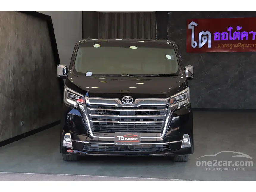 2019 Toyota Majesty Standard Van