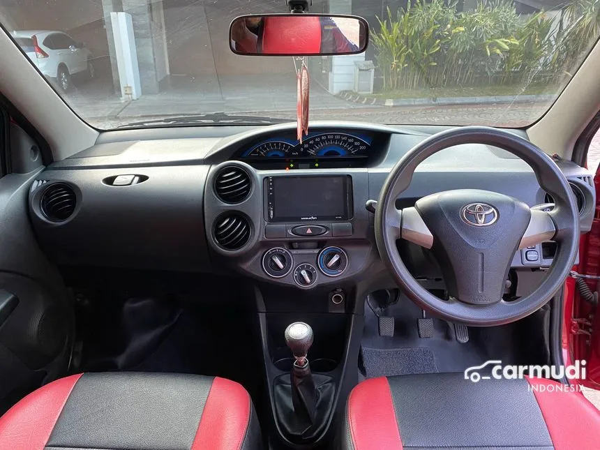 2015 Toyota Etios Valco TOM'S Edition Hatchback