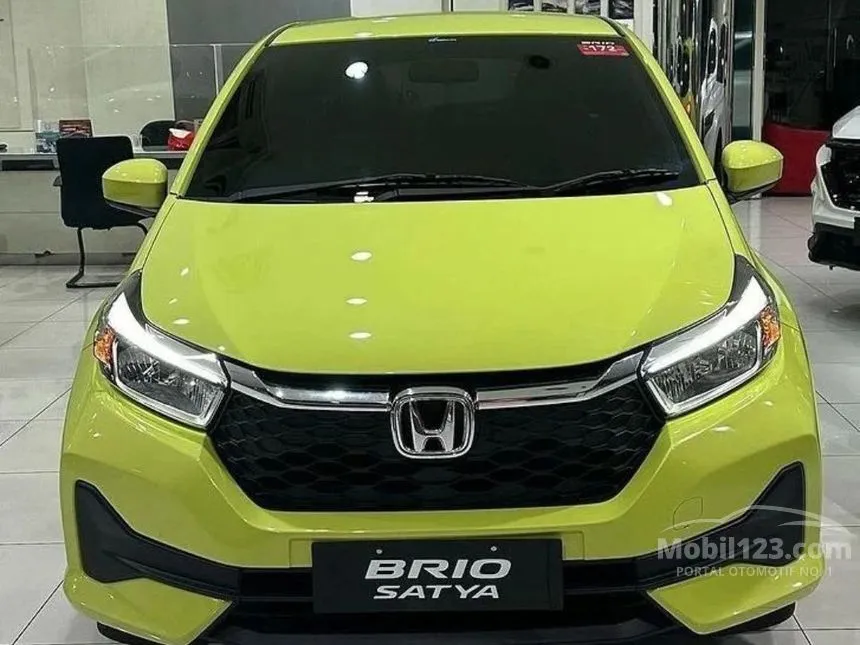 Jual Mobil Honda Brio 2024 E Satya 1.2 di DKI Jakarta Automatic Hatchback Hijau Rp 180.000.000