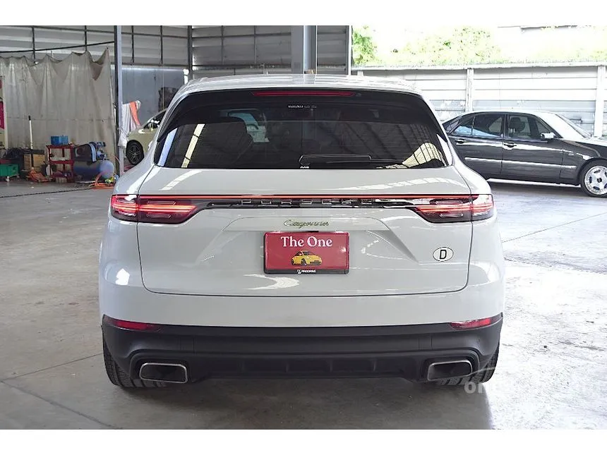 2020 Porsche CAYENNE E-Hybrid SUV