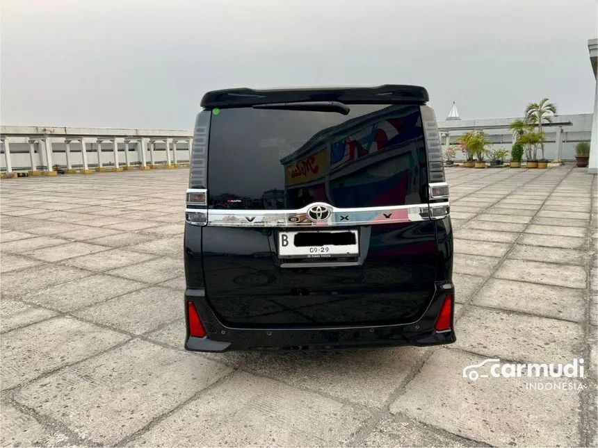 2019 Toyota Voxy Wagon