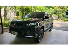 2025 Toyota Fortuner 2.8 GR Sport TSS SUV Tenta Drive 4X4 Hitam Kondisi Seperti Baru Good Condition