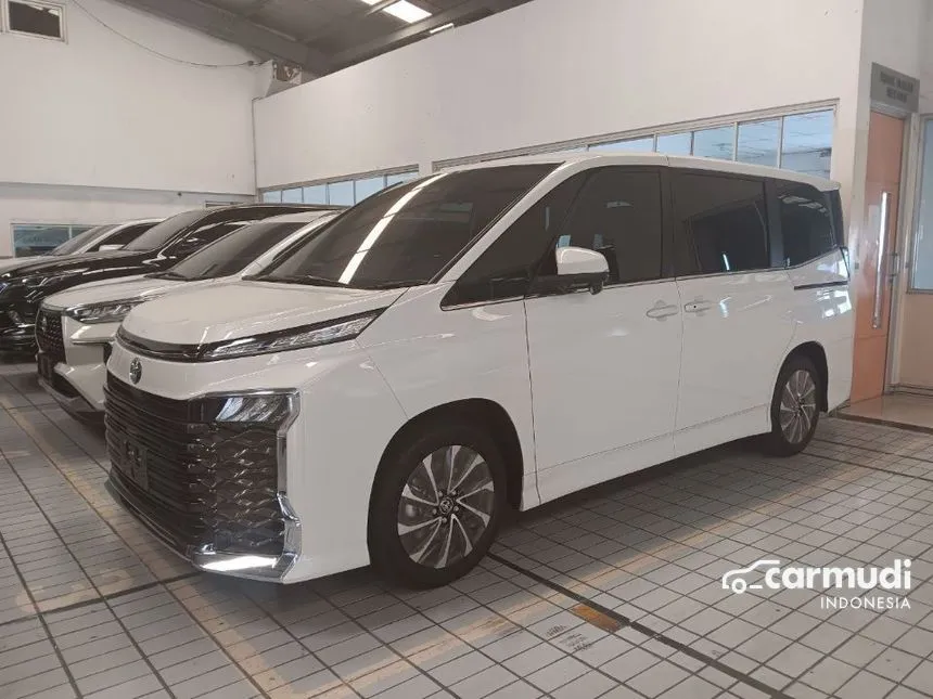 2024 Toyota Voxy Van Wagon