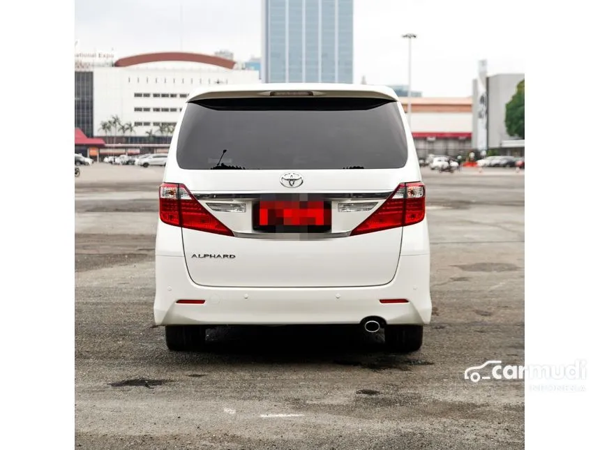 2014 Toyota Alphard SC MPV