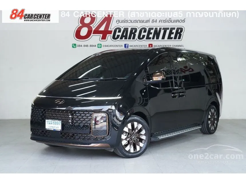 2022 Hyundai Staria Premium Van