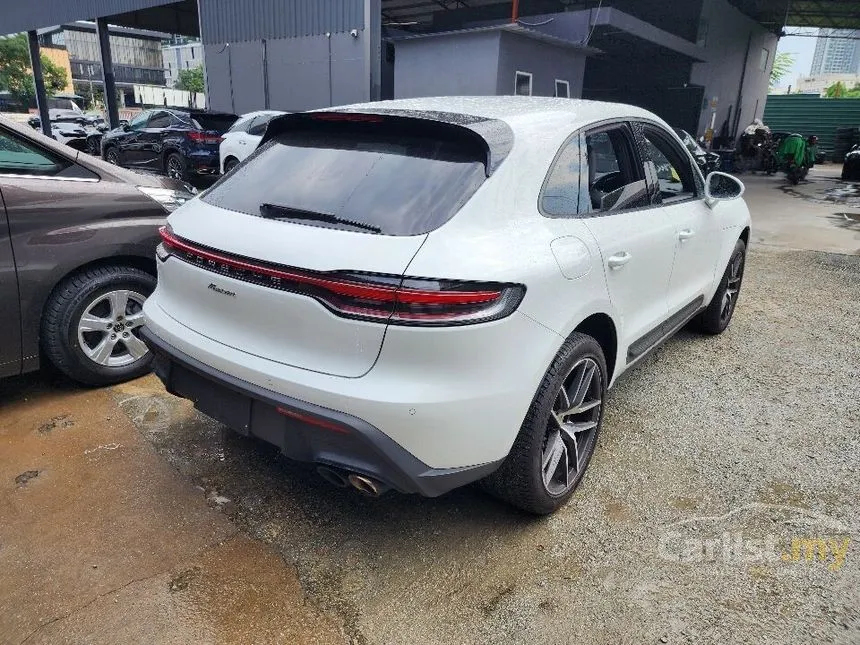 2022 Porsche Macan SUV