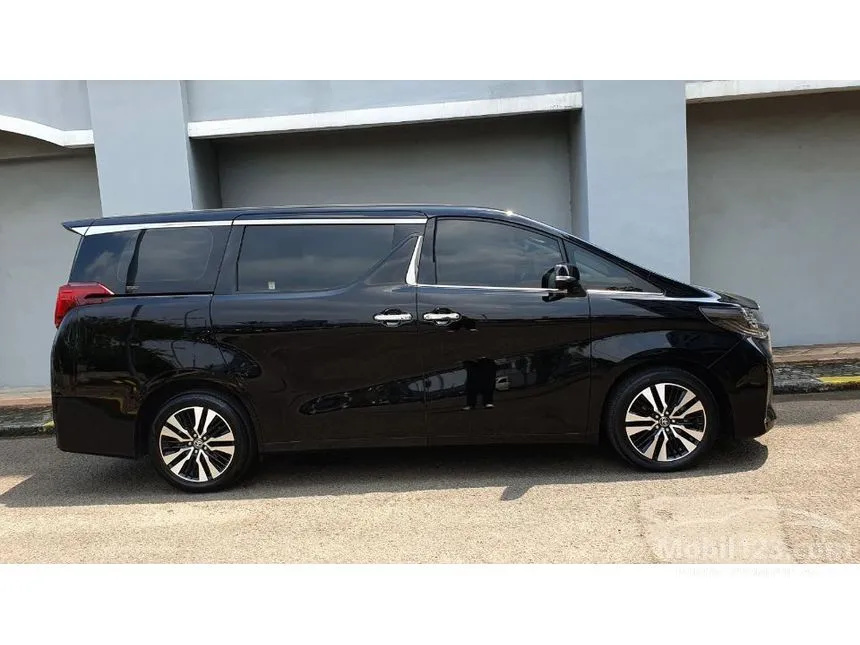 2023 Toyota Alphard G MPV