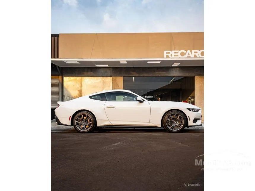 2024 Ford Mustang EcoBoost Fastback