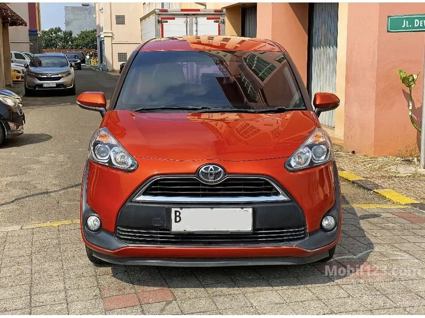Jual Mobil Toyota Sienta 2018 V 1.5 di DKI Jakarta Automatic MPV Orange Rp 188.000.000