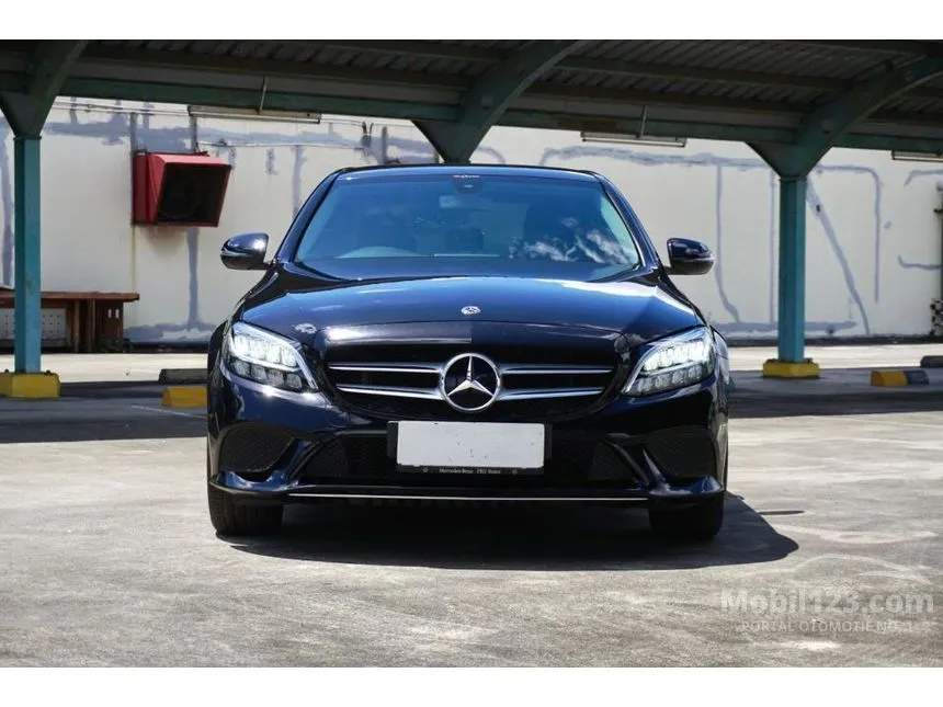 2019 Mercedes-Benz C180 Avantgarde Line Sedan