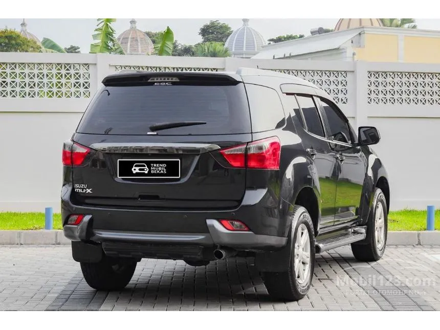 2015 Isuzu MU-X SUV
