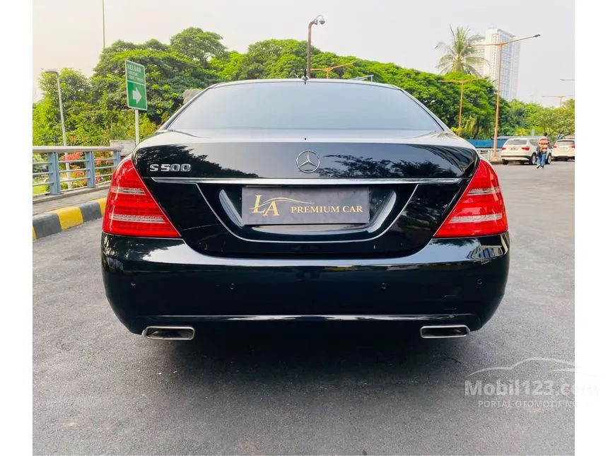 2011 Mercedes-Benz S300L Solitaire Sedan