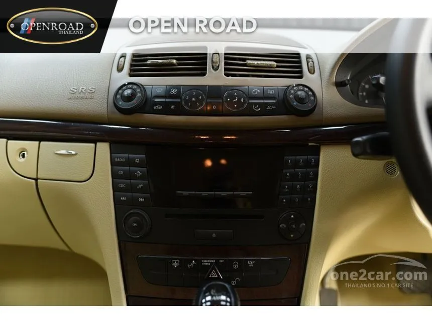 2004 Mercedes-Benz E220 Classic CDI Sedan