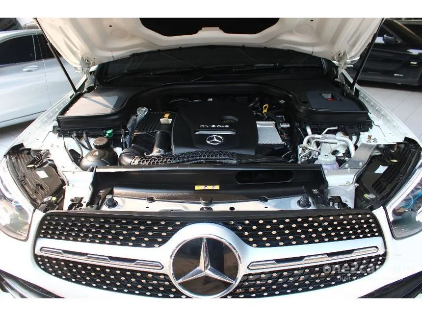 2022 Mercedes-Benz GLC300 e 4MATIC AMG Dynamic SUV