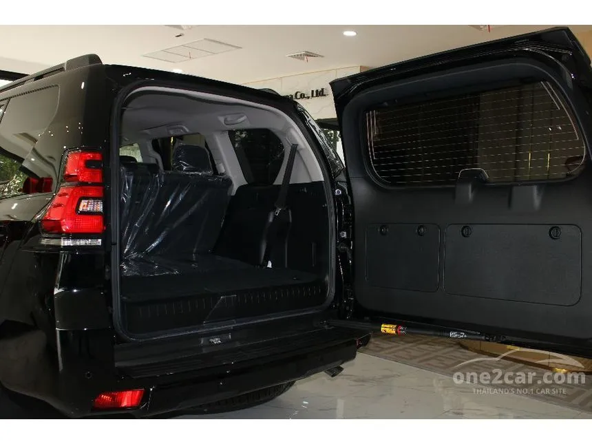 2024 Toyota Landcruiser Prado TX L Package Matt Black Edition Wagon