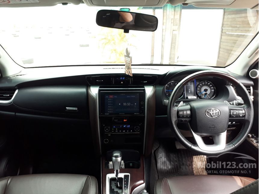 Jual Mobil  Toyota Fortuner  2019 VRZ  2 4 di DKI Jakarta 