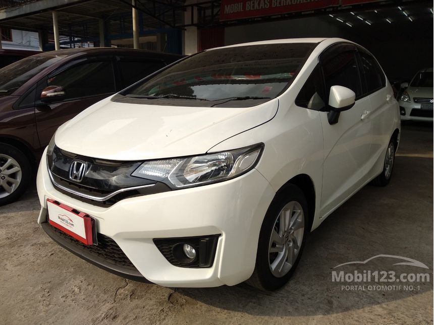 2015 Honda Jazz S Hatchback