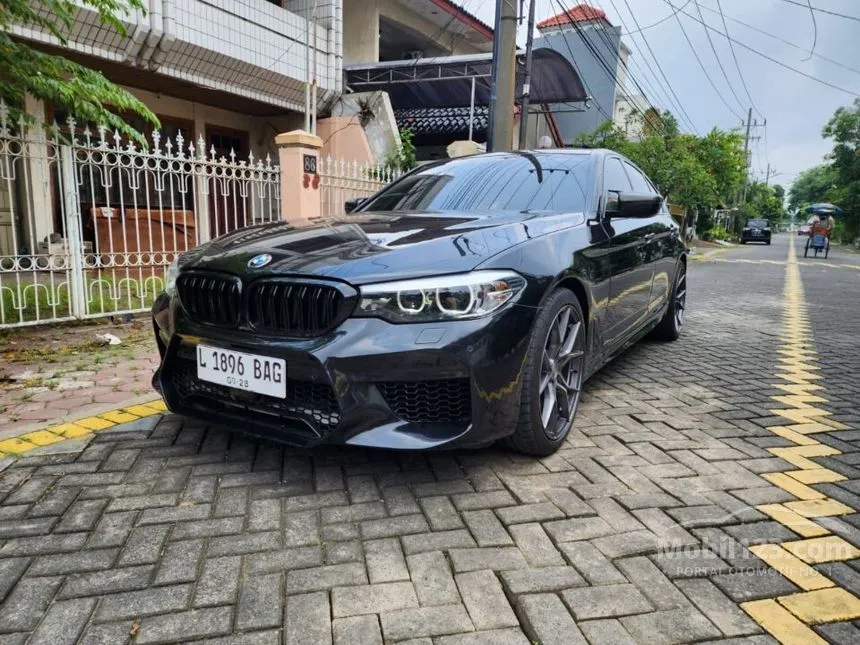 2017 BMW 530i Luxury Sedan