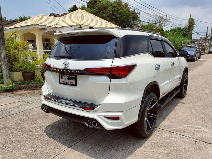 2015 Toyota FORTUNER V SUV