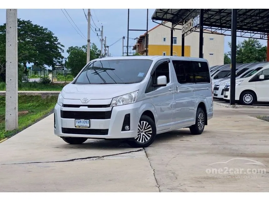 2021 Toyota HIACE GL Van
